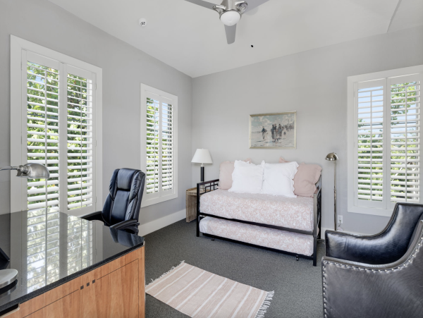 Beachfront Home on Sanibel Island – Ideal for Relaxation